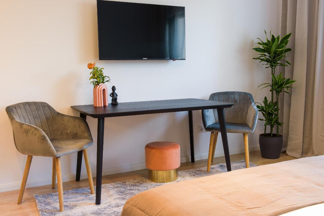 Sunny Studio - Top Location - Green View Balcony Bucureşti Ngoại thất bức ảnh